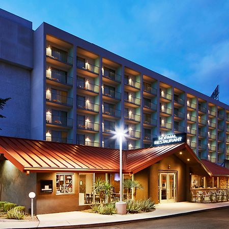 Graduate By Hilton Tempe Hotel Exterior photo