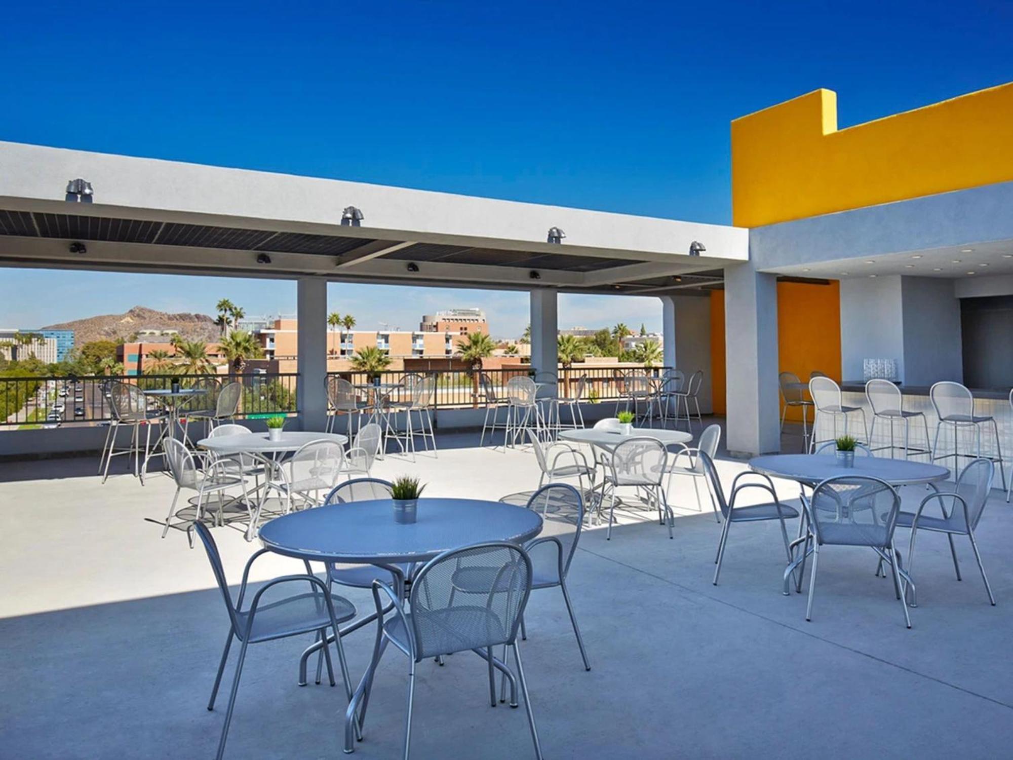 Graduate By Hilton Tempe Hotel Exterior photo