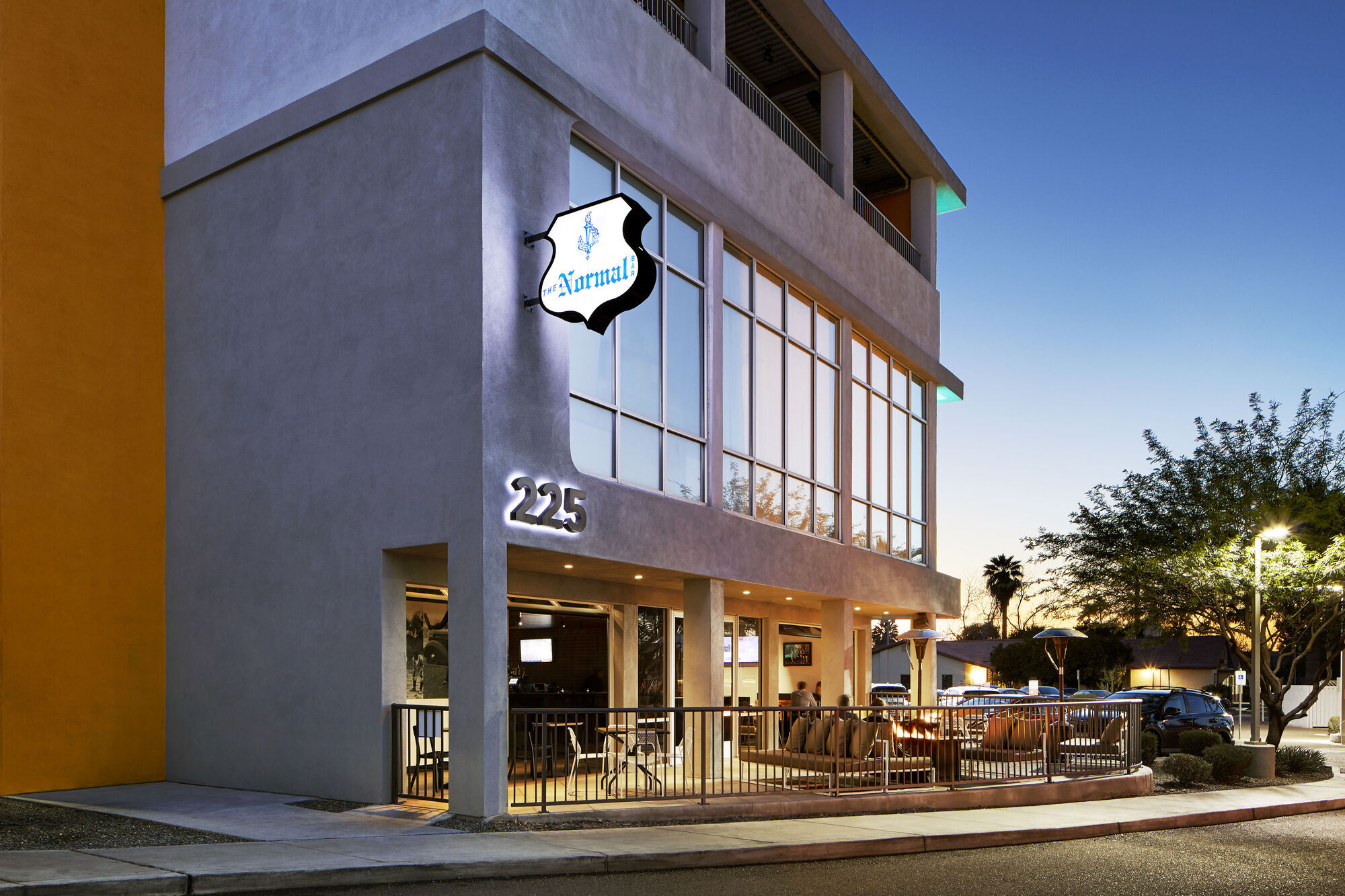 Graduate By Hilton Tempe Hotel Exterior photo