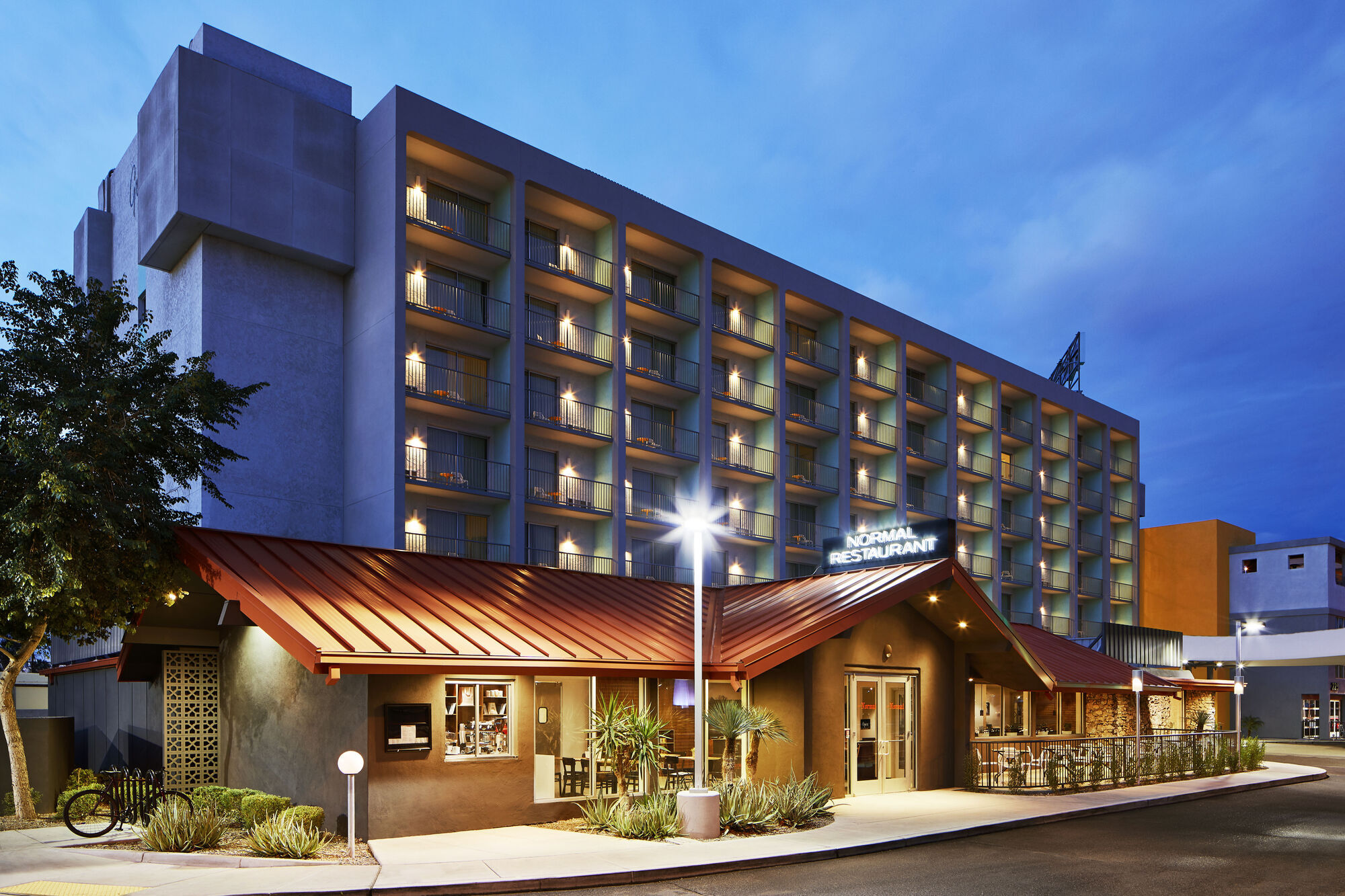 Graduate By Hilton Tempe Hotel Exterior photo